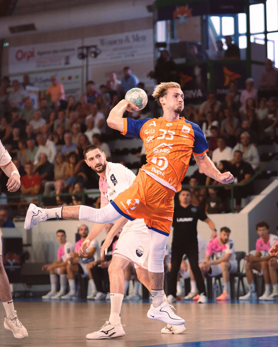US SAINTES HANDBALL · Handball · Gymnase du Grand Coudret, Saintes — photo 30