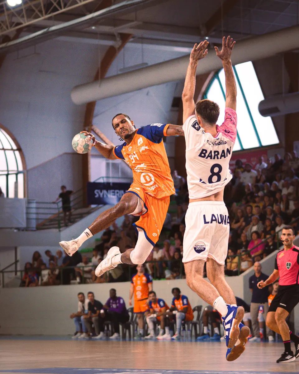 US SAINTES HANDBALL · Handball · Gymnase du Grand Coudret, Saintes — photo 10