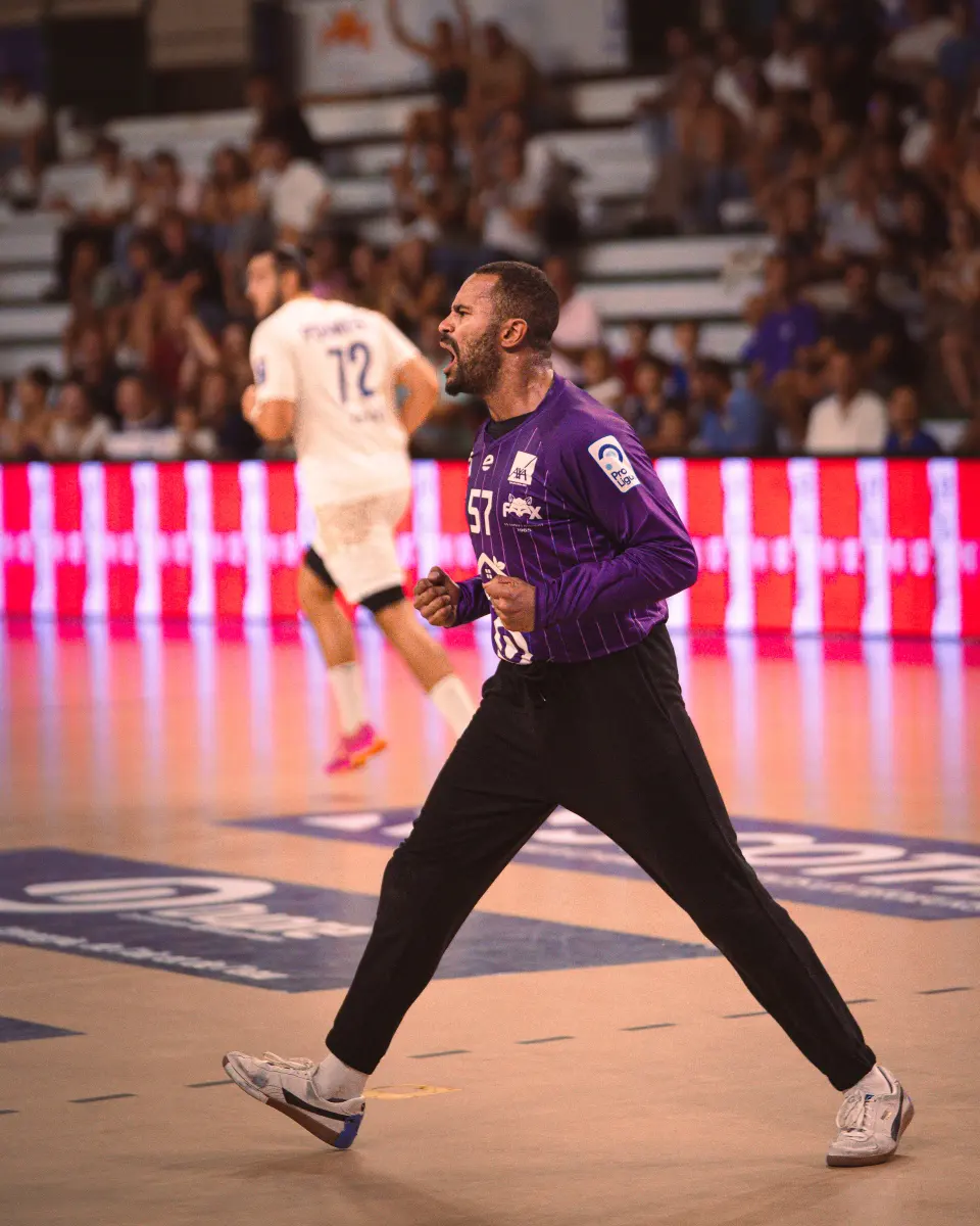 US SAINTES HANDBALL · Handball · Gymnase du Grand Coudret, Saintes — photo 7